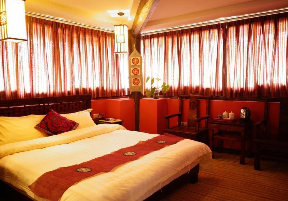 Lijiang Wangjia Courtyard Inn Экстерьер фото